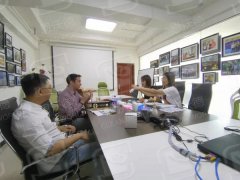 歡迎美國(guó)客戶來(lái)恩沃德納米海綿廠洽談合作